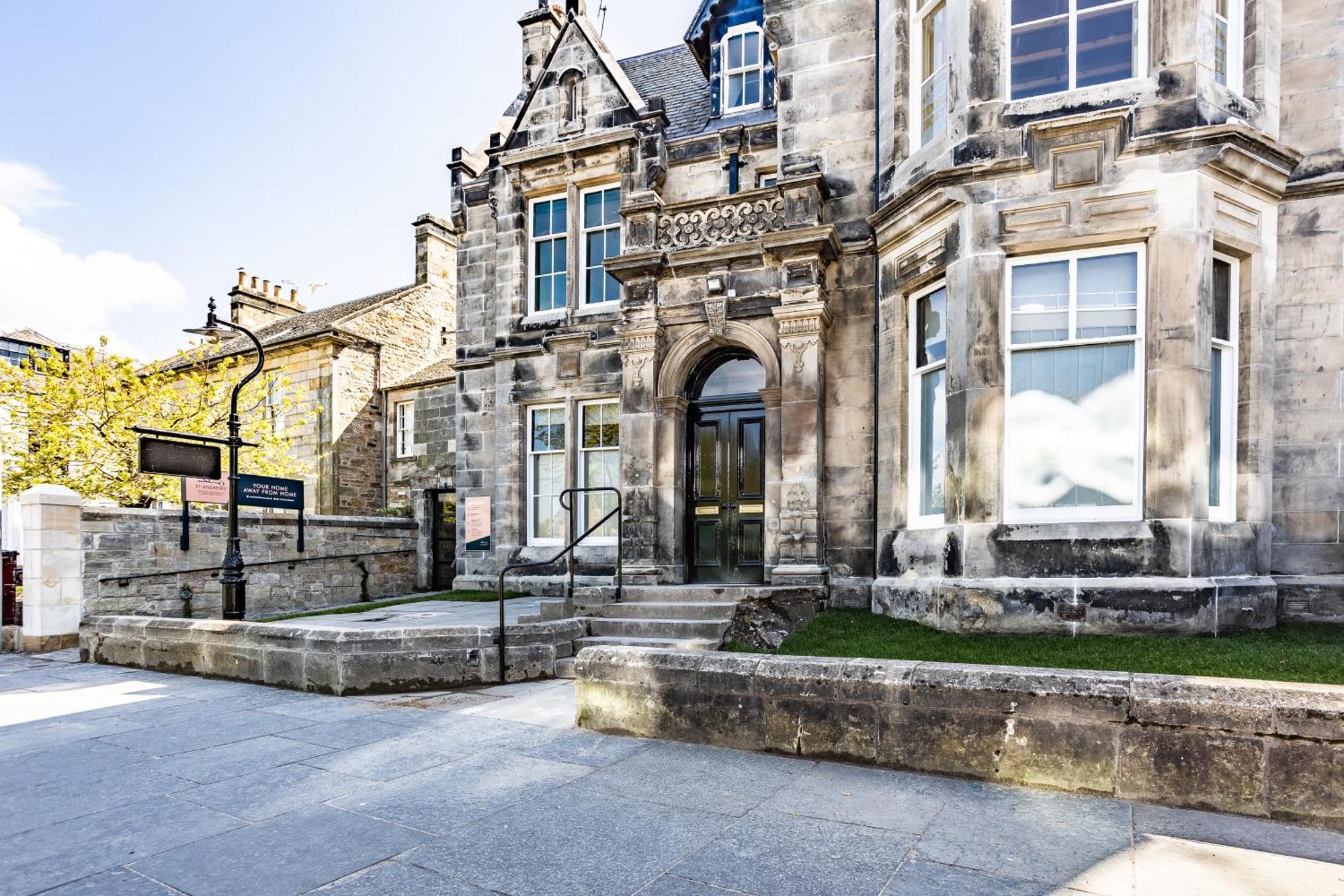 No1 Apartments & Bedrooms St Andrews - St Mary'S Bagian luar foto
